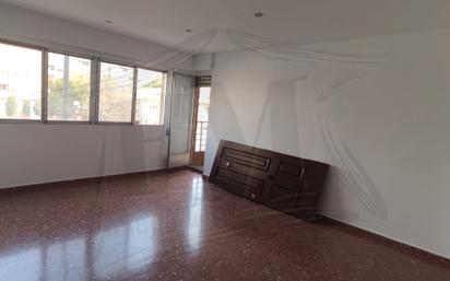 Bedroom of Flat for sale in  Valencia Capital  with Heating, Balcony and Alarm