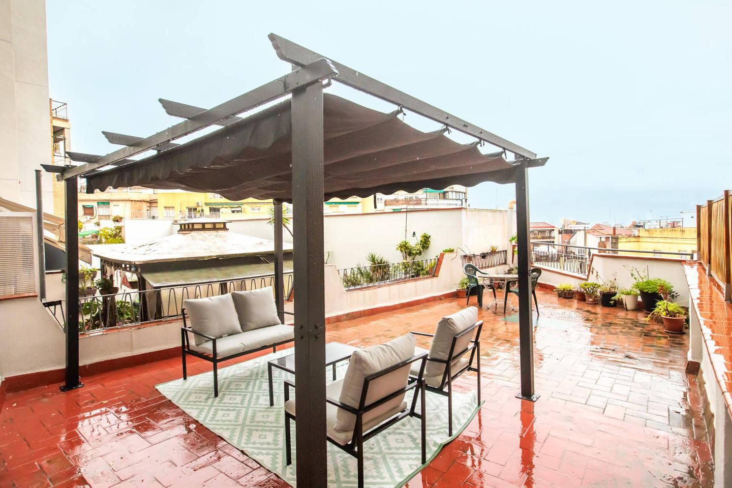 Terrace of Flat to rent in  Barcelona Capital  with Air Conditioner, Terrace and Furnished