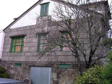Xalet amb jardí en venda a Calle BOAN