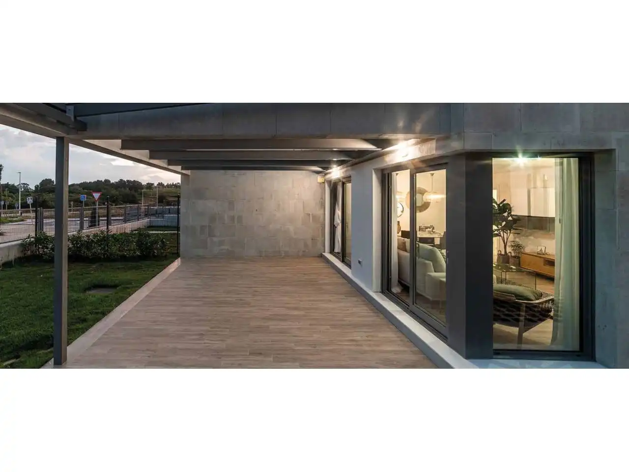 Terraza de Casa adosada en venta en Santa Cruz de Bezana con Calefacción, Jardín privado y Terraza