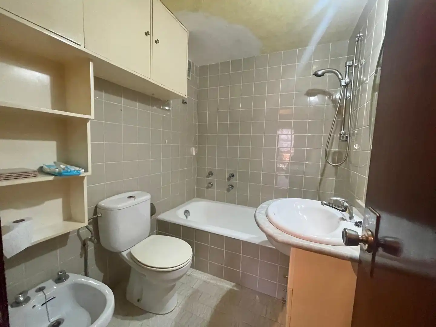 Baño de Piso en venta en Bilbao  con Calefacción y Amueblado