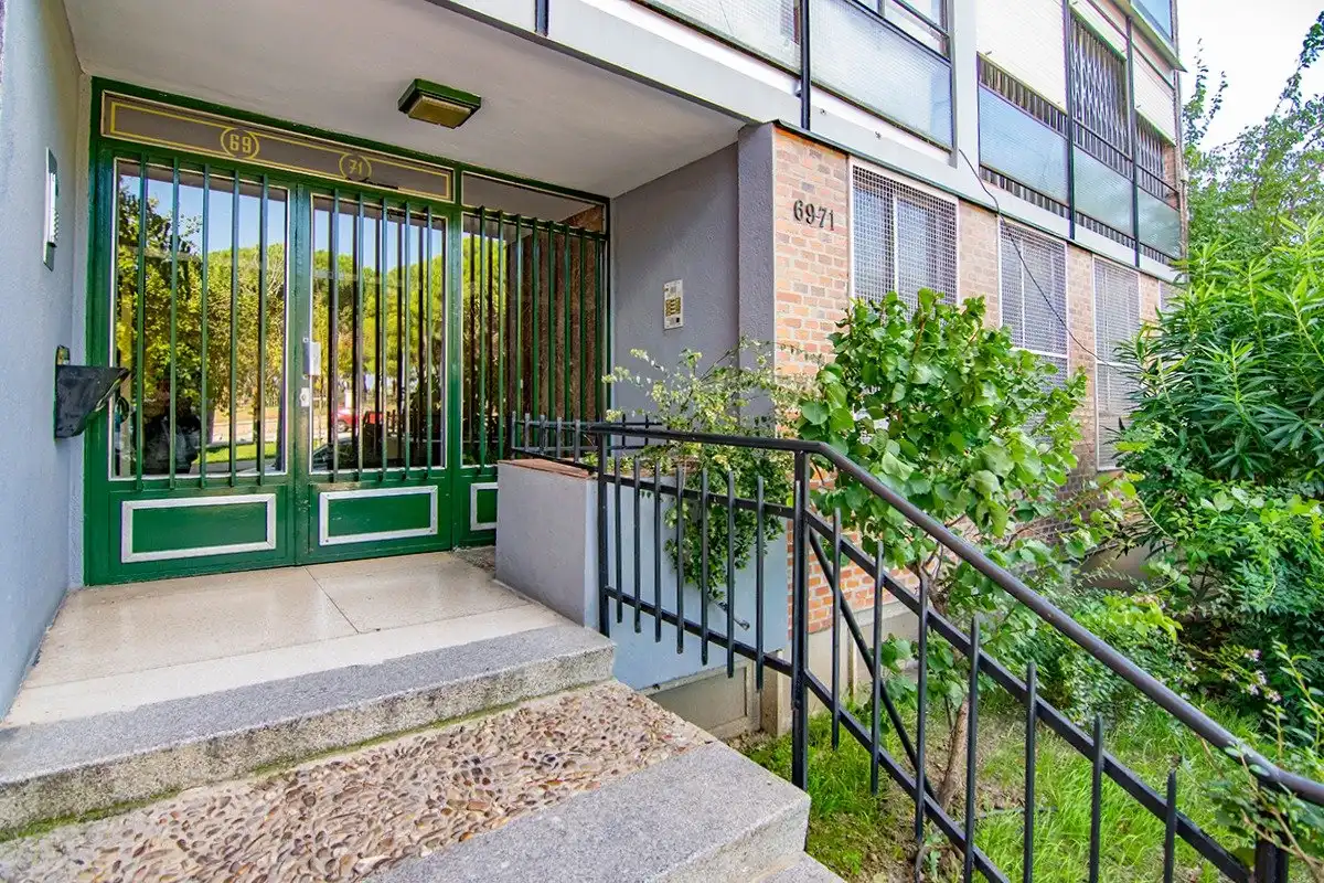 Exterior view of Flat for rent in Madrid  with Air Conditioner, Heating and Parquet flooring