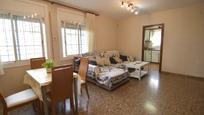 Sala d'estar de Casa o xalet en venda en Albinyana amb Calefacció, Jardí privat i Traster