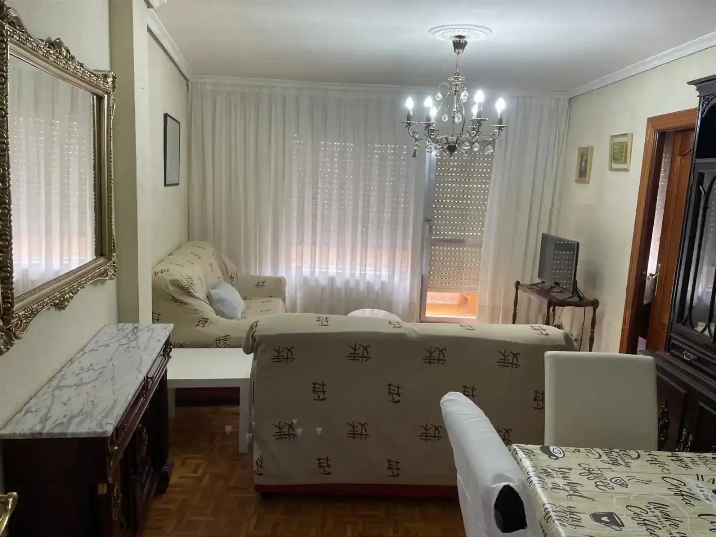 Wohnzimmer von Wohnung zur Miete in Palencia Capital mit Balkon