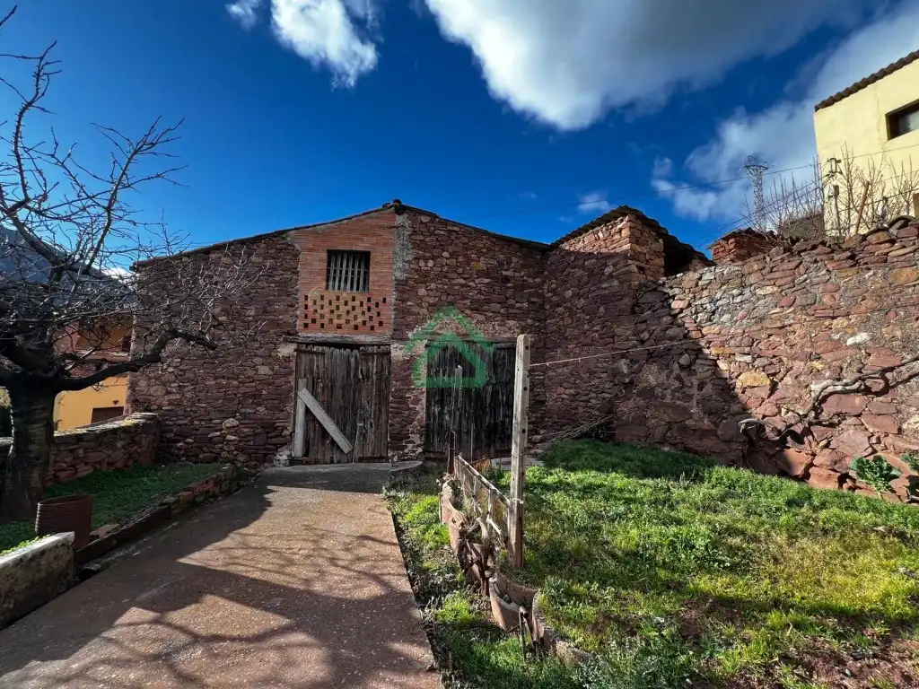 Villa zum Verkauf in Calle Tahus-Noves De Segre, imagen 6