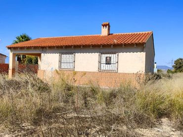 Xalet en venda a Pliego
