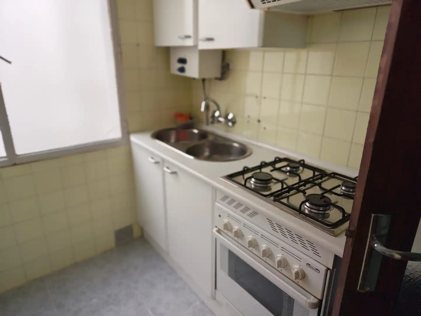Cuina de Pis en venda en Puertollano amb Calefacció i Moblat