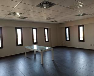 Office to rent in Gines  with Air Conditioner