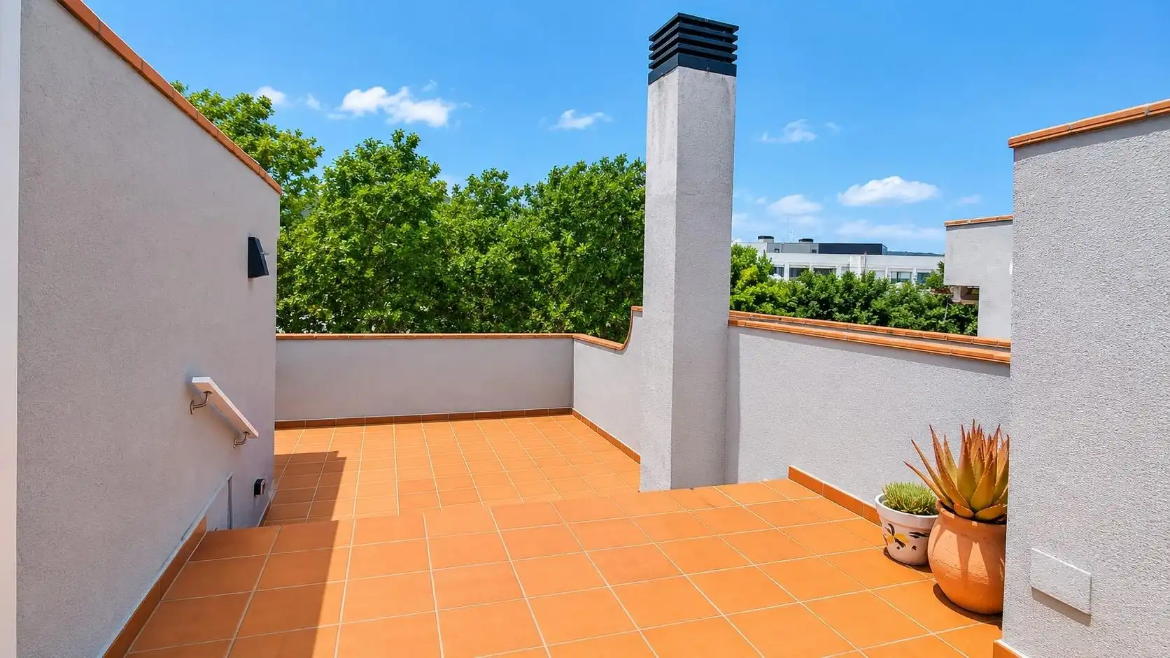 Terrasse von Maisonette zur Miete in Castell d'Aro, Platja d'Aro i s'Agaró mit Klimaanlage, Heizung und Terrasse