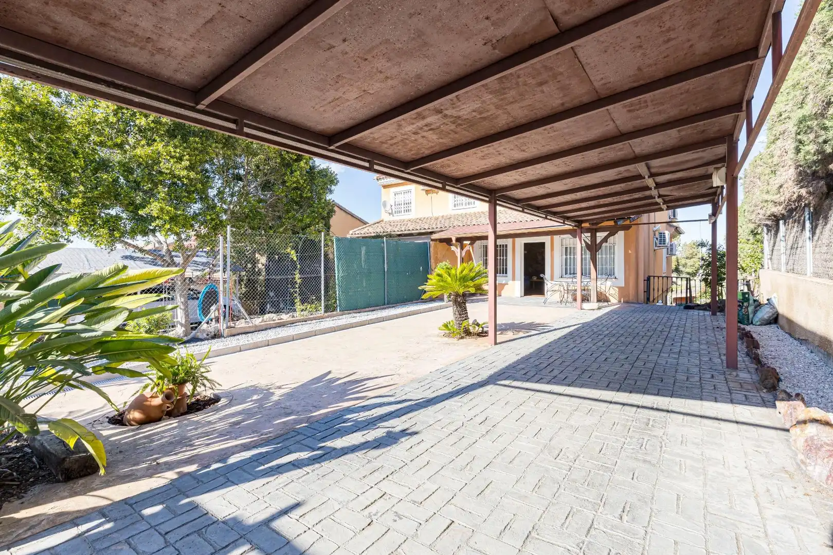 Vista exterior de Casa adosada en venda en Murcia amb Aire condicionat, Jardí privat i Terrassa