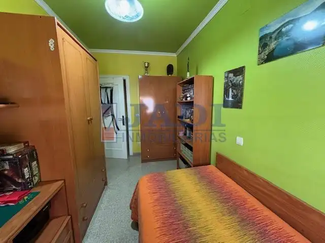 Casa adosada en venda a Valdepeñas