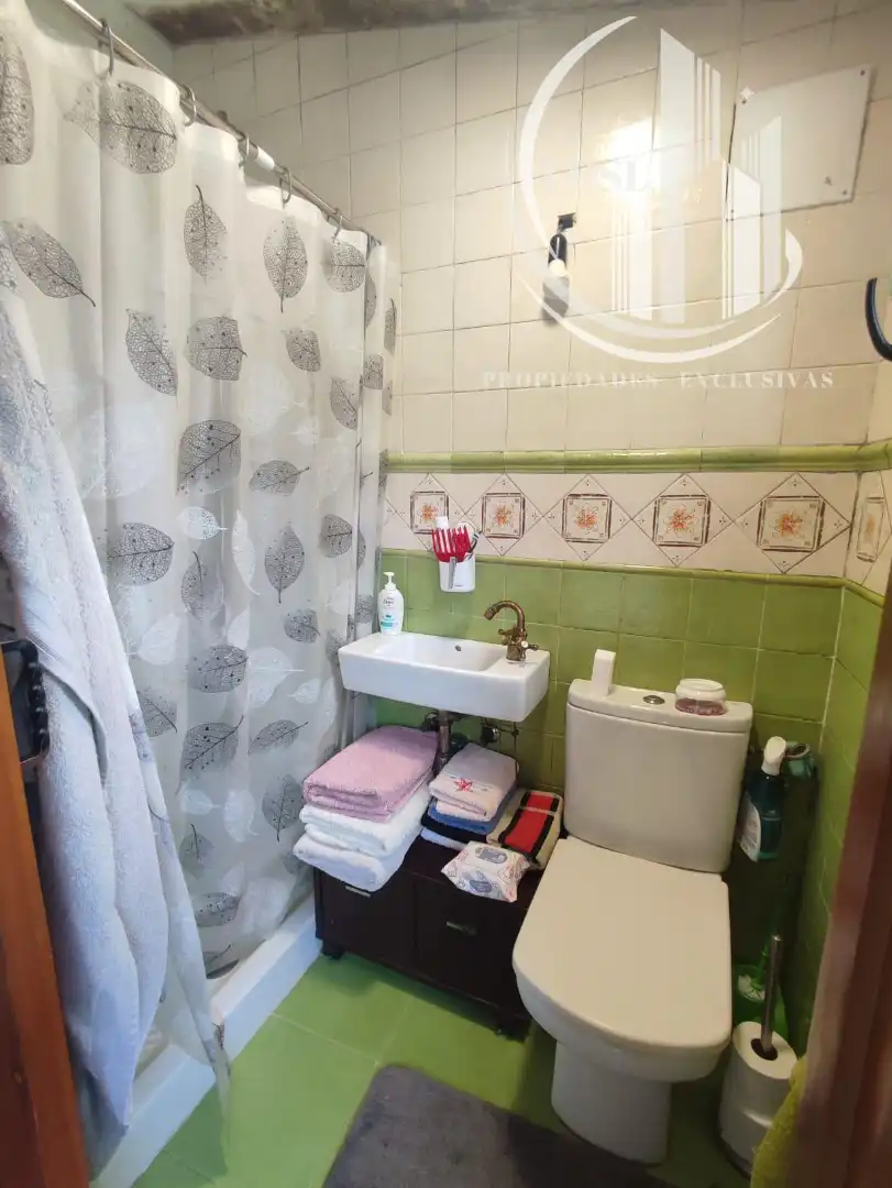 Baño de Casa adosada en venta en Ojacastro con Terraza, Trastero y Amueblado