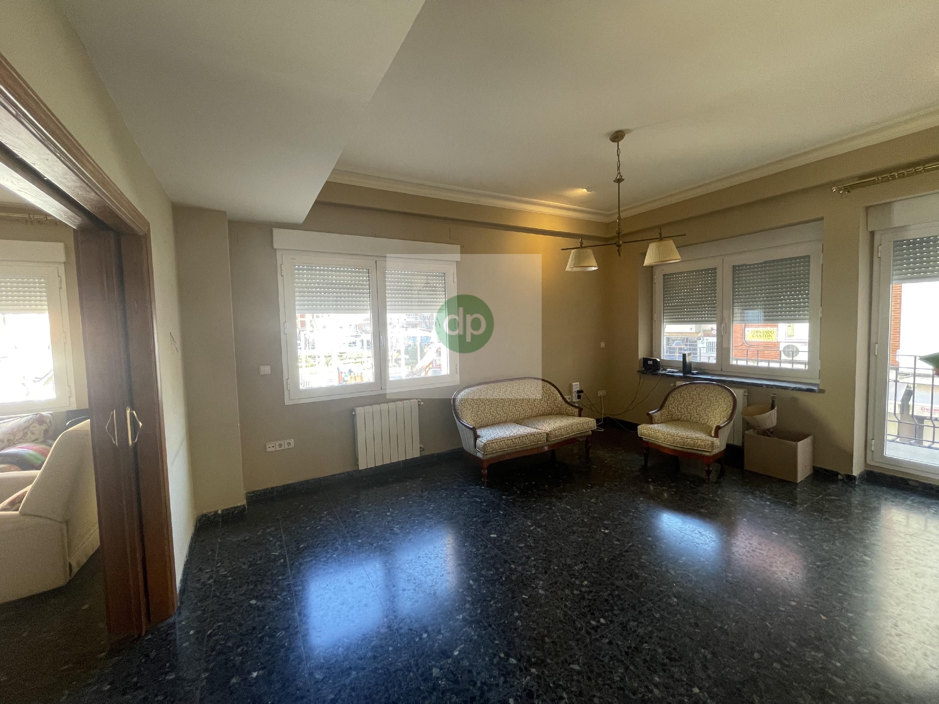 Sala de estar de Piso en venta en Badajoz Capital con Aire acondicionado, Calefacción y Parquet