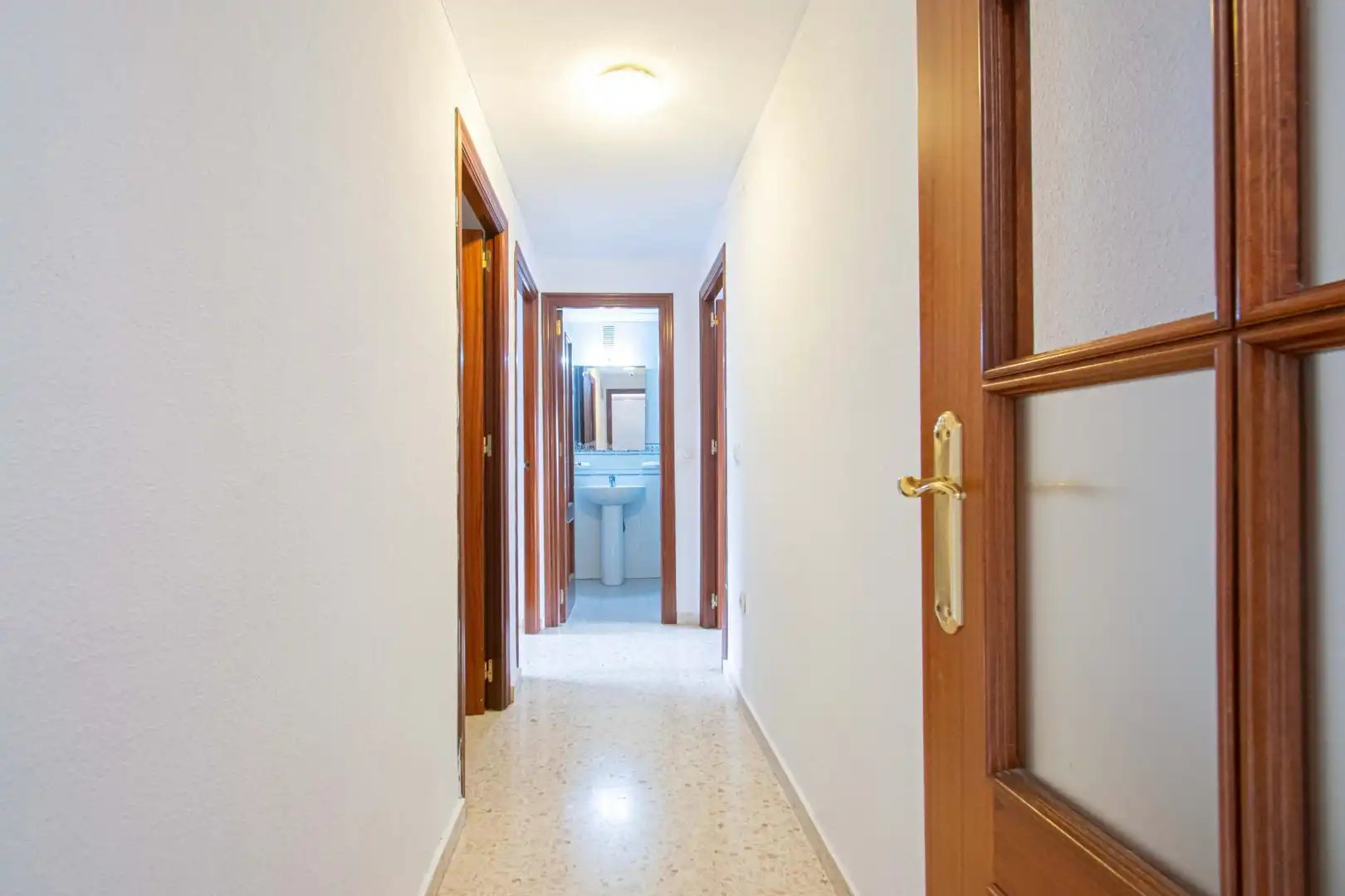 Flat for sale in Sevilla  with Air Conditioner, Storage room and Balcony