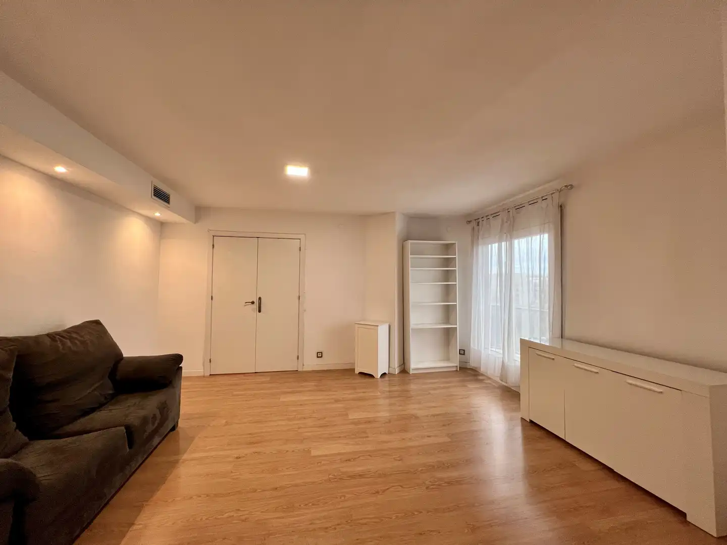 Flat for rent in Mestral