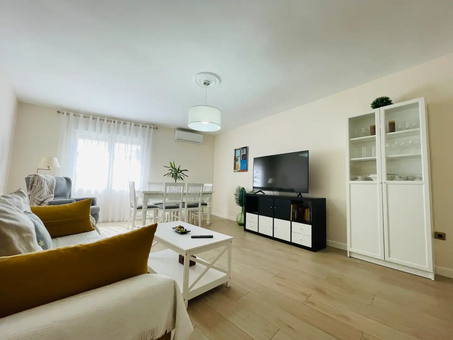 Living room of Flat for sale in La Guardia  with Air Conditioner, Heating and Furnished
