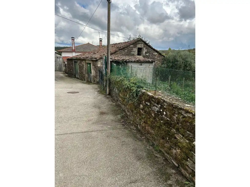 Außenansicht von Haus oder Chalet zum Verkauf in Forcarei