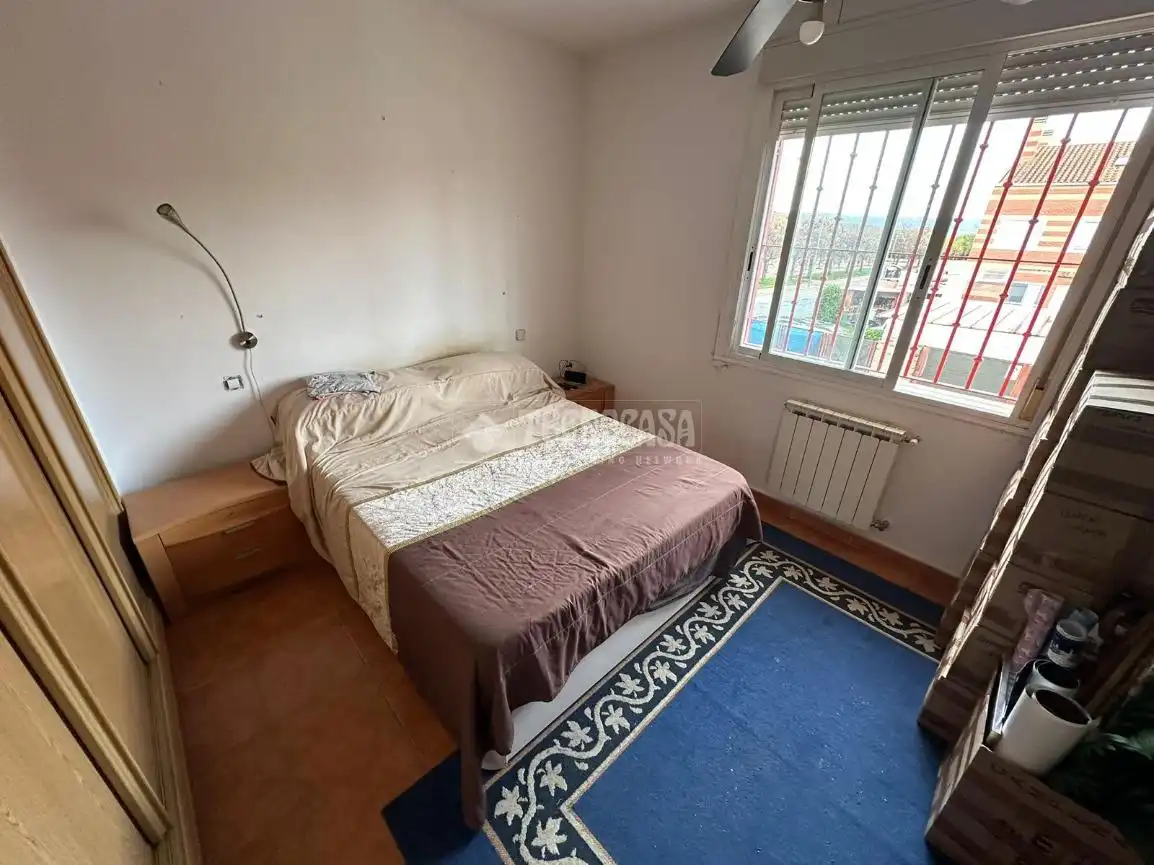 Schlafzimmer von Wohnung zum Verkauf in Meco mit Heizung