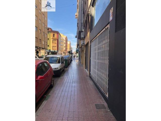 Local comercial en Venta en Hospital - Plaza del Real