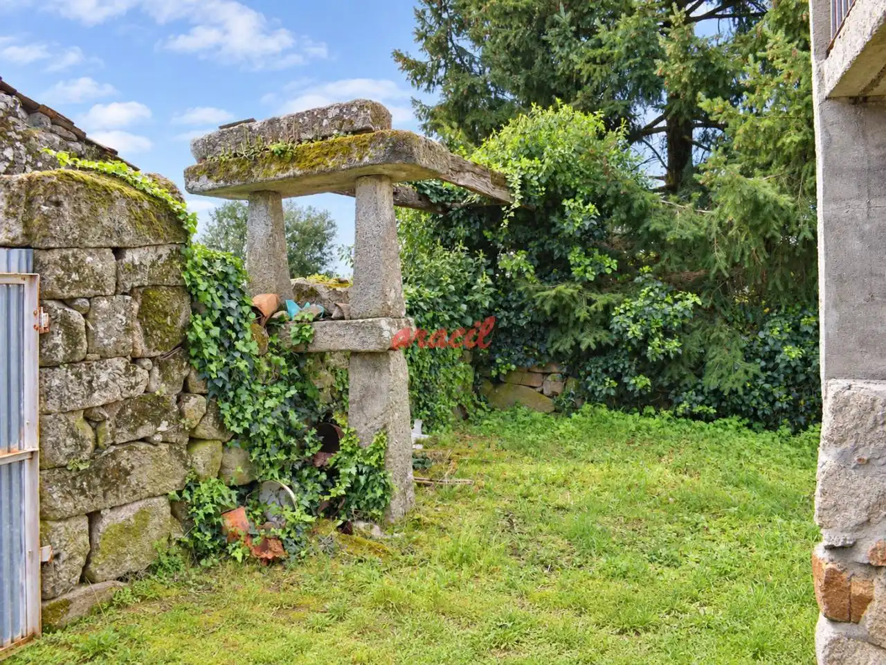 Casa rustica con giardino in vendita a Coles, imagen 4