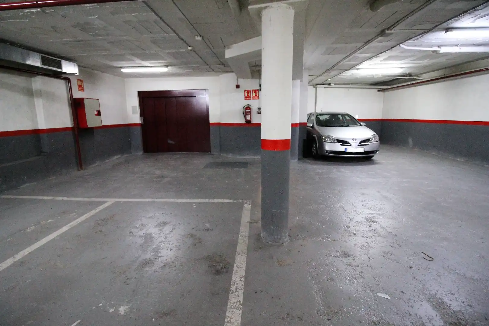 Parkplatz zum Verkauf in Col.legis Nous, imagen 7