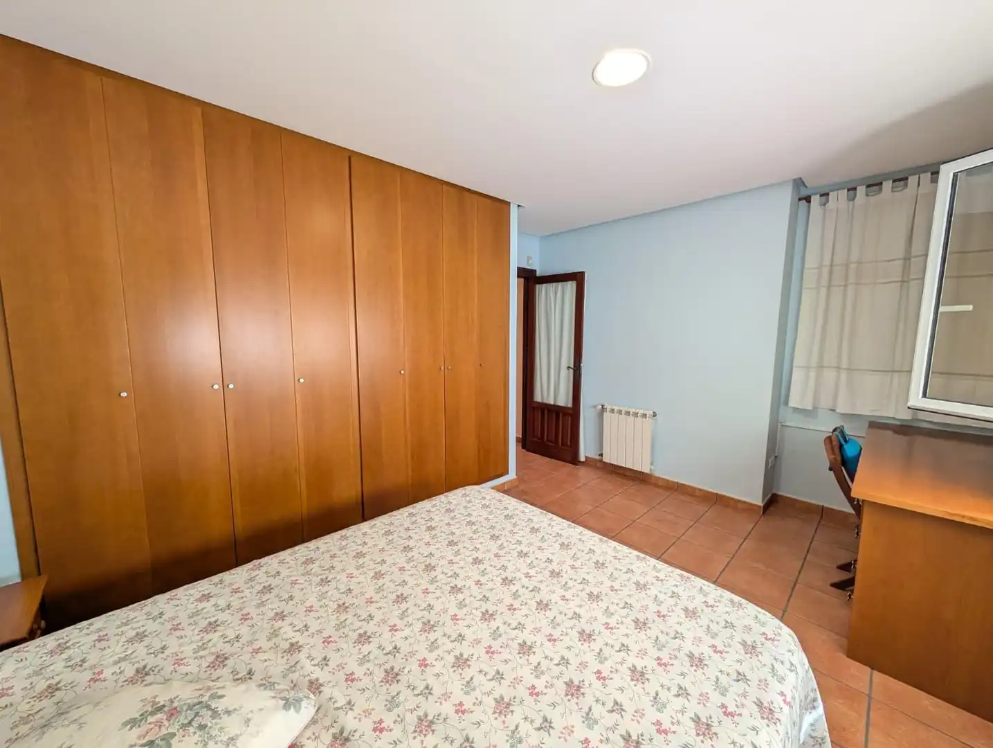 Schlafzimmer von Haus oder Chalet zum Verkauf in Gandia mit Heizung, Privatgarten und Terrasse