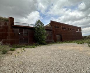 Vista exterior de Nau industrial en venda en Cenicero