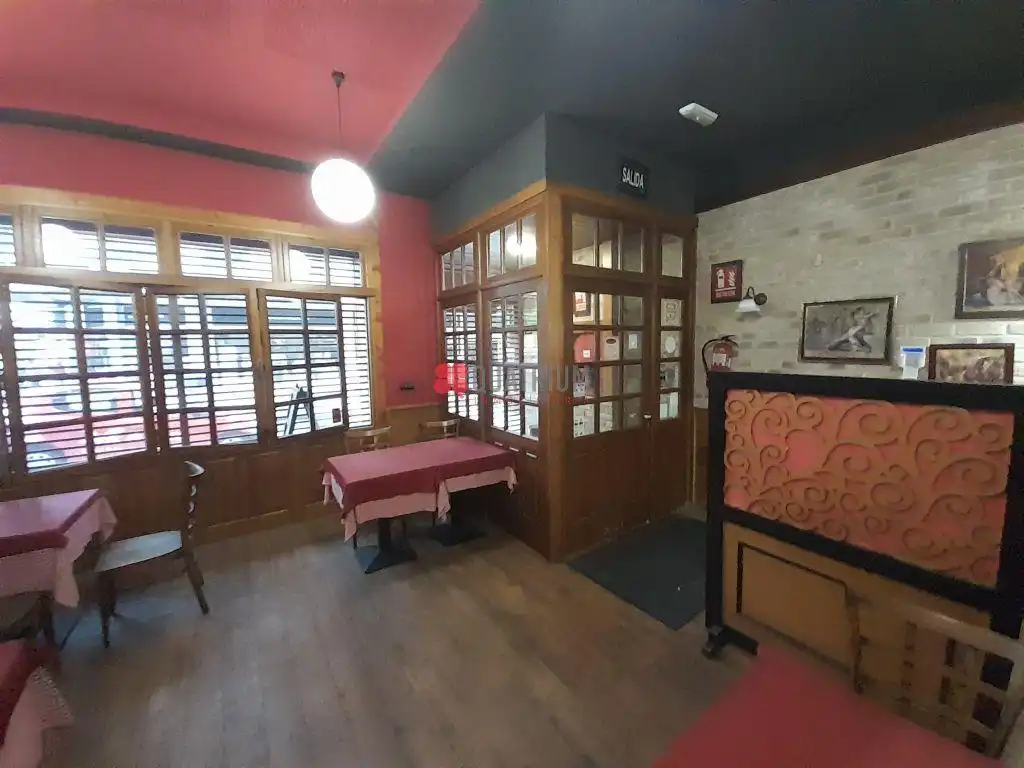 Local comercial de lloguer a De Villagarcía, imagen 4
