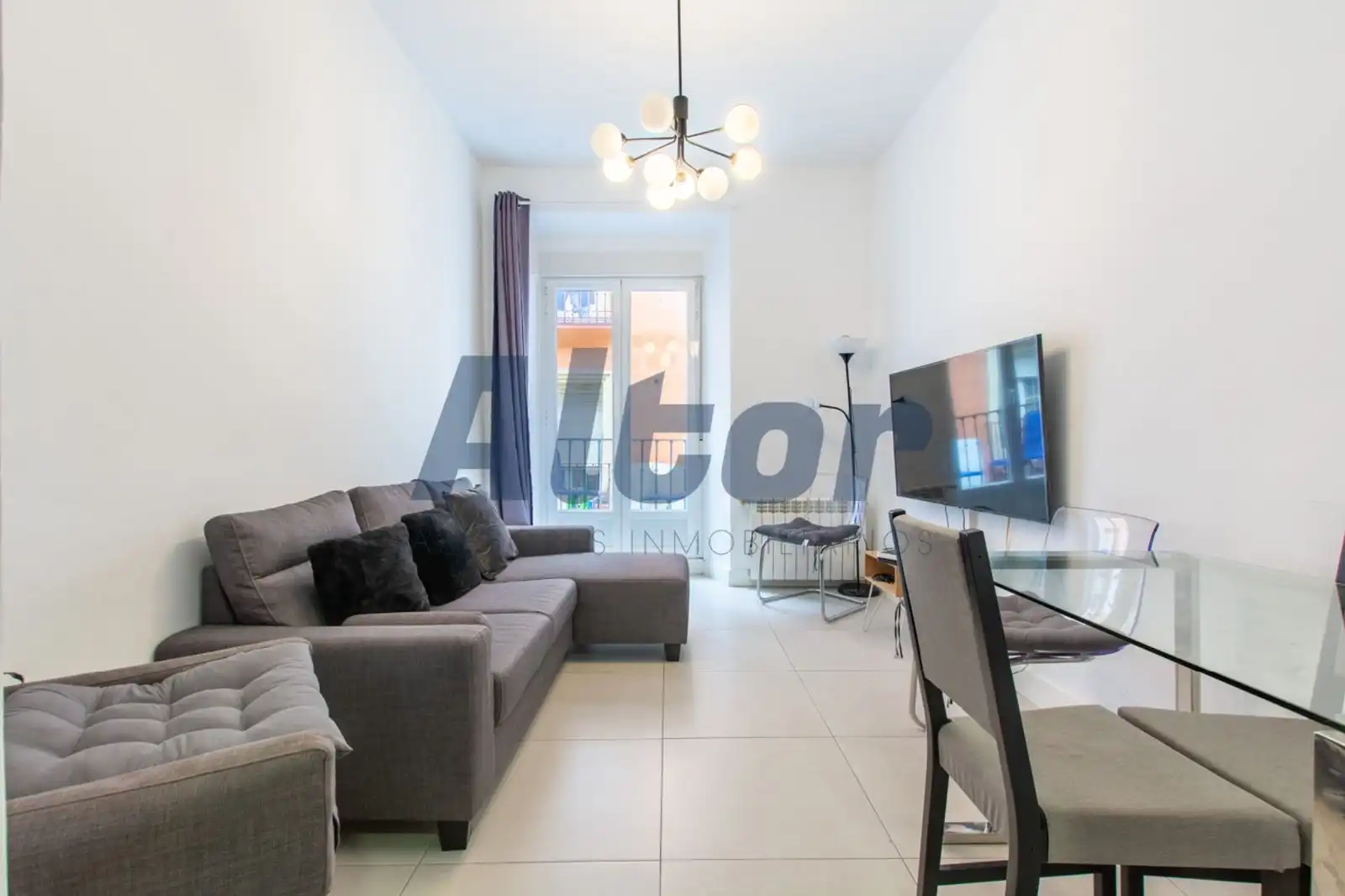 Wohnung zur Miete in DE LA MADERA, Universidad - Malasaña