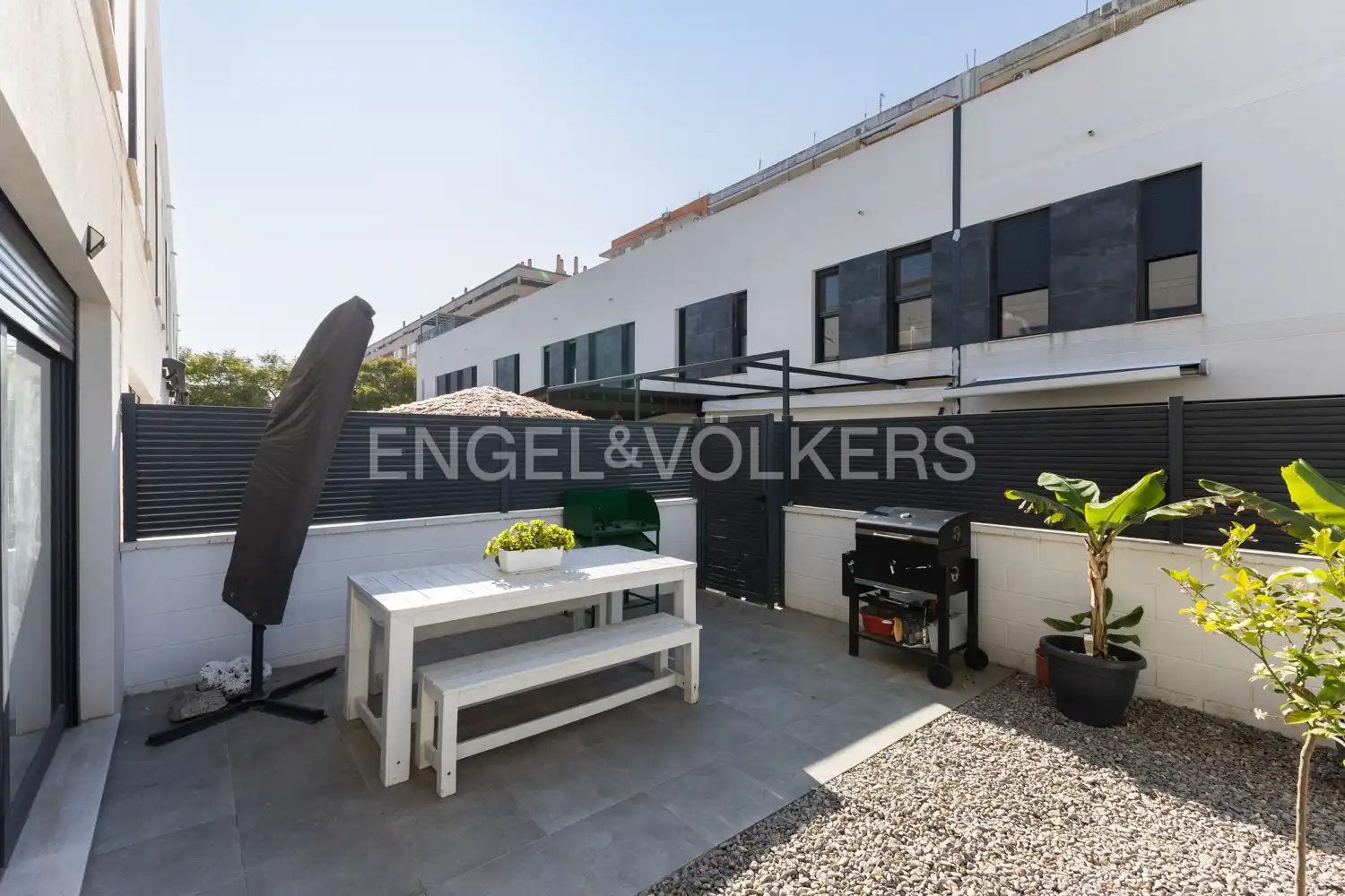 Terraza de Casa o chalet en venta en Valencia con Aire acondicionado, Calefacción y Jardín privado