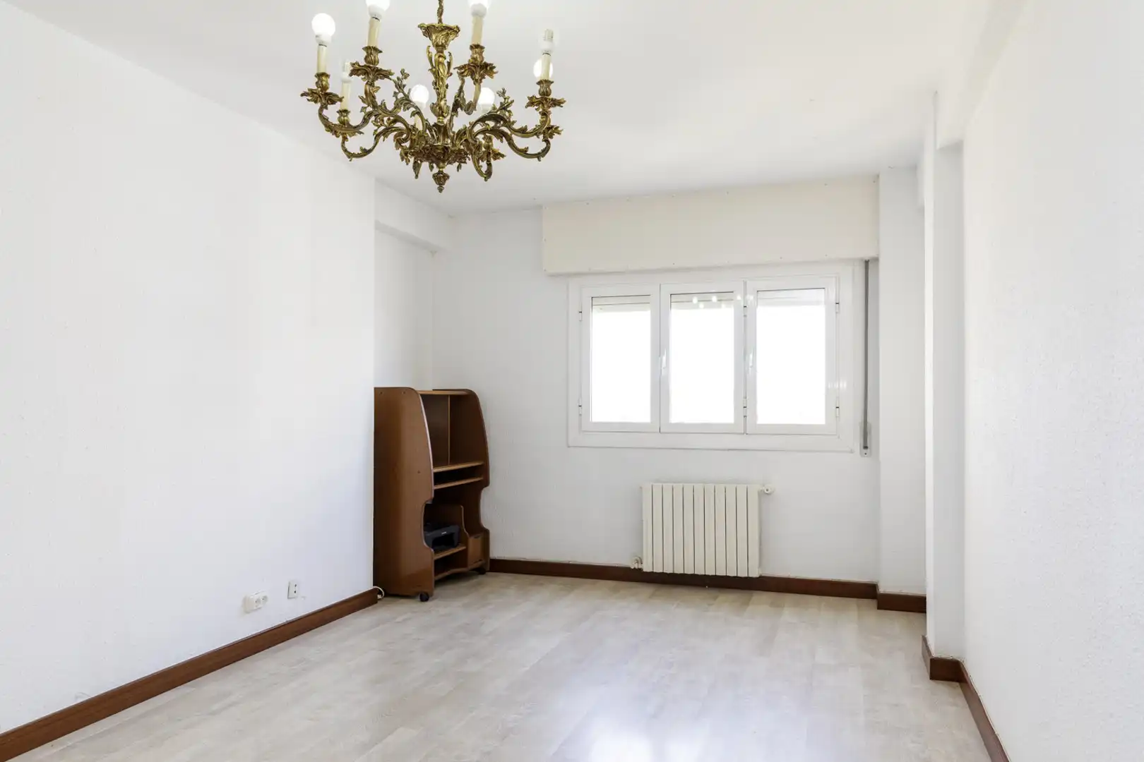 Bedroom of Flat for sale in Zaragoza  with Storage room