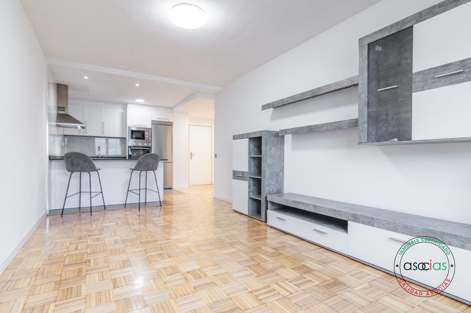 Pis en venda a Oviedo - Alejandro Casona, 30, La Ería