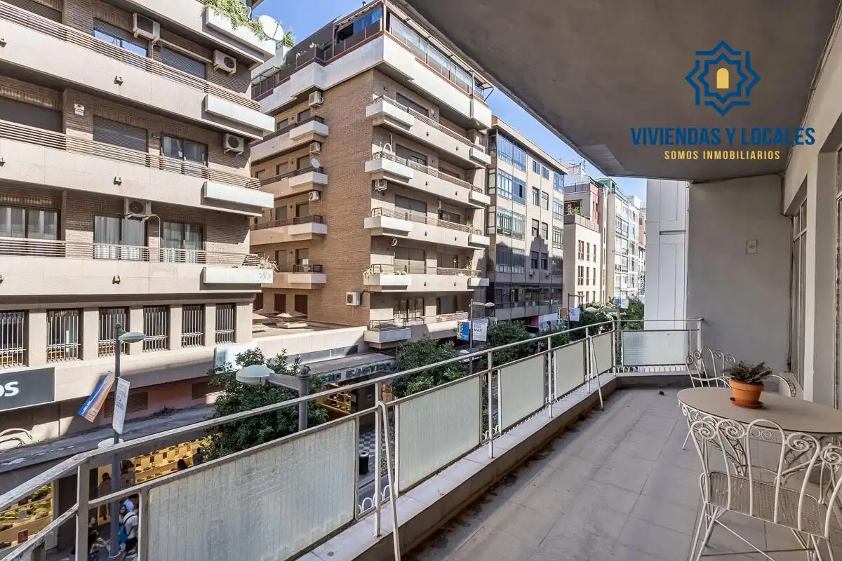 Piso con terraza en venta en Ronda
