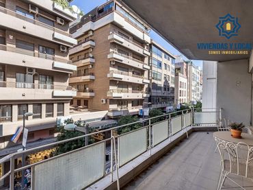 Pis amb balcó en venda a Ronda