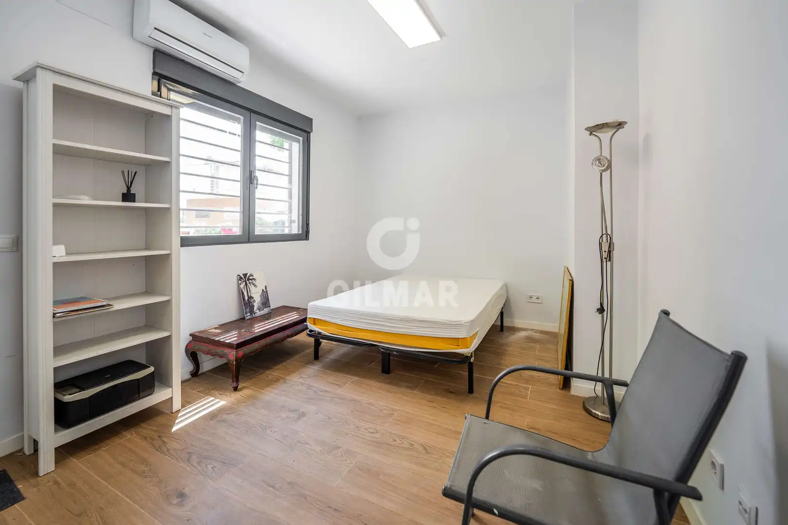 Dormitori de Apartament en venda en Madrid amb Calefacció