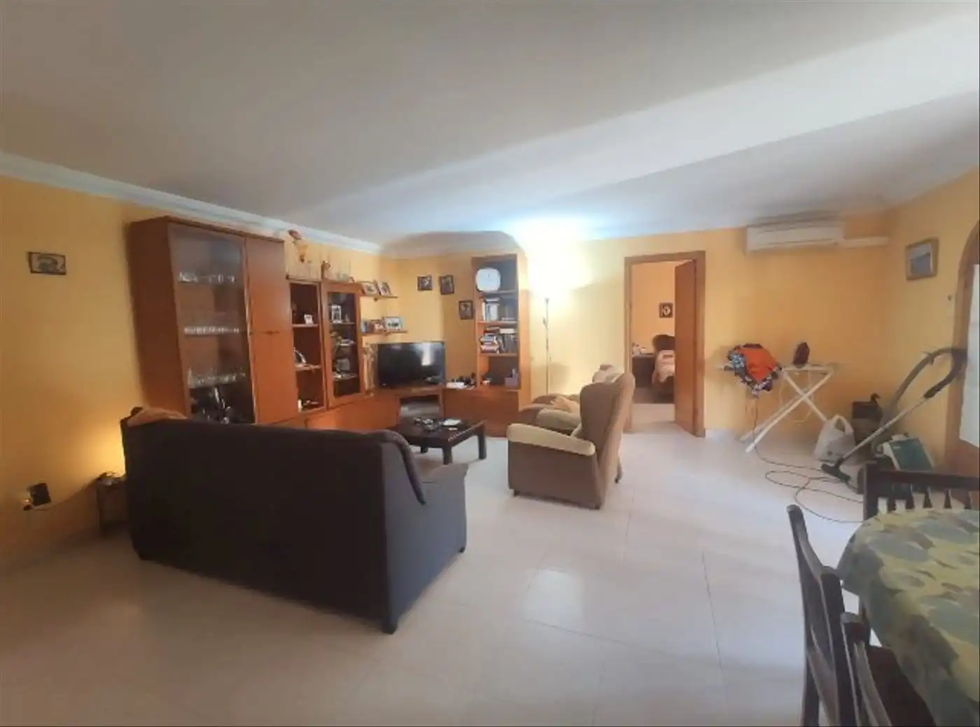 Sala d'estar de Casa o xalet en venda en Ciutadella de Menorca amb Traster