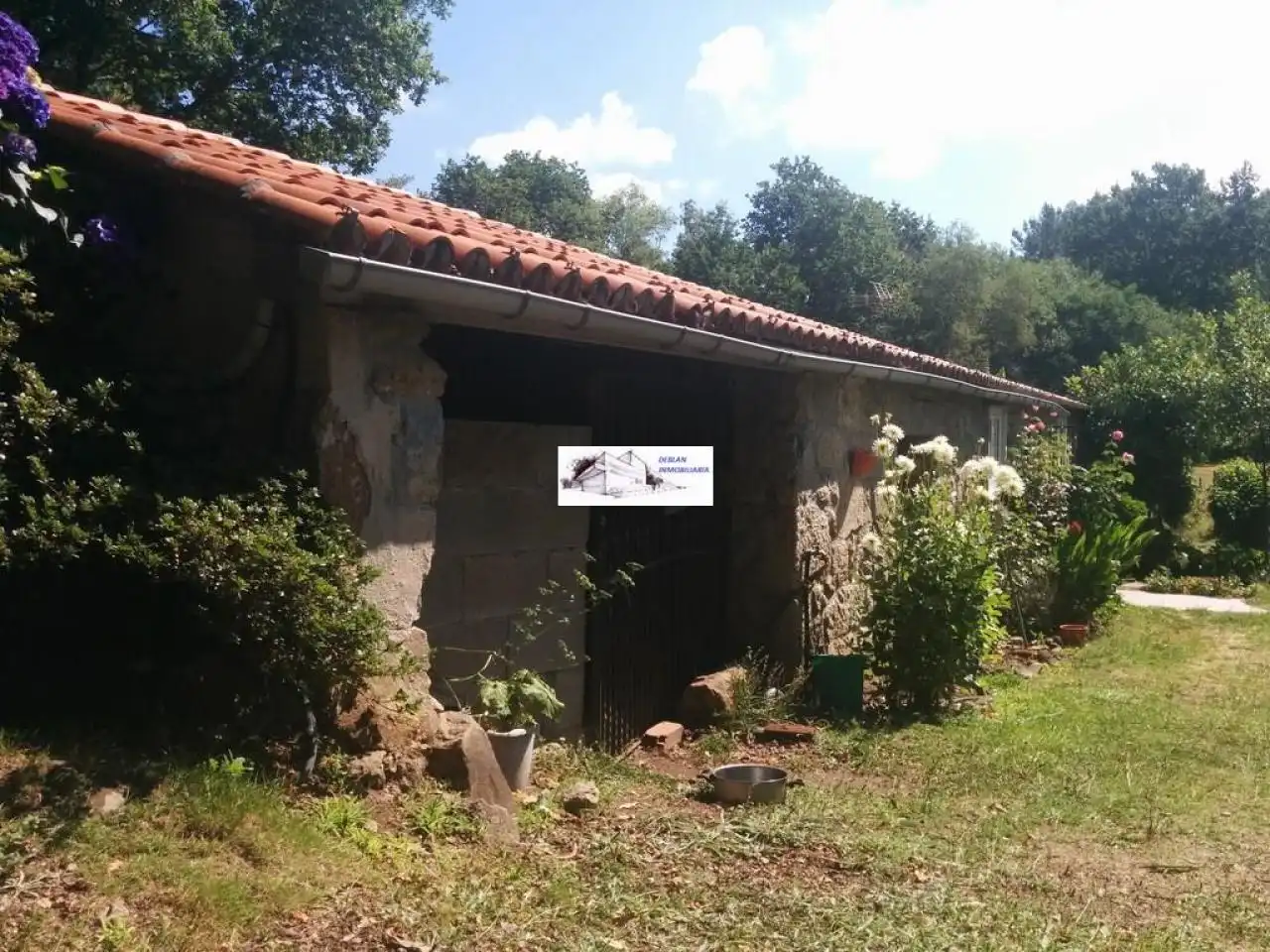 Casa rústica amb jardí en venda a Tomiño, imagen 3