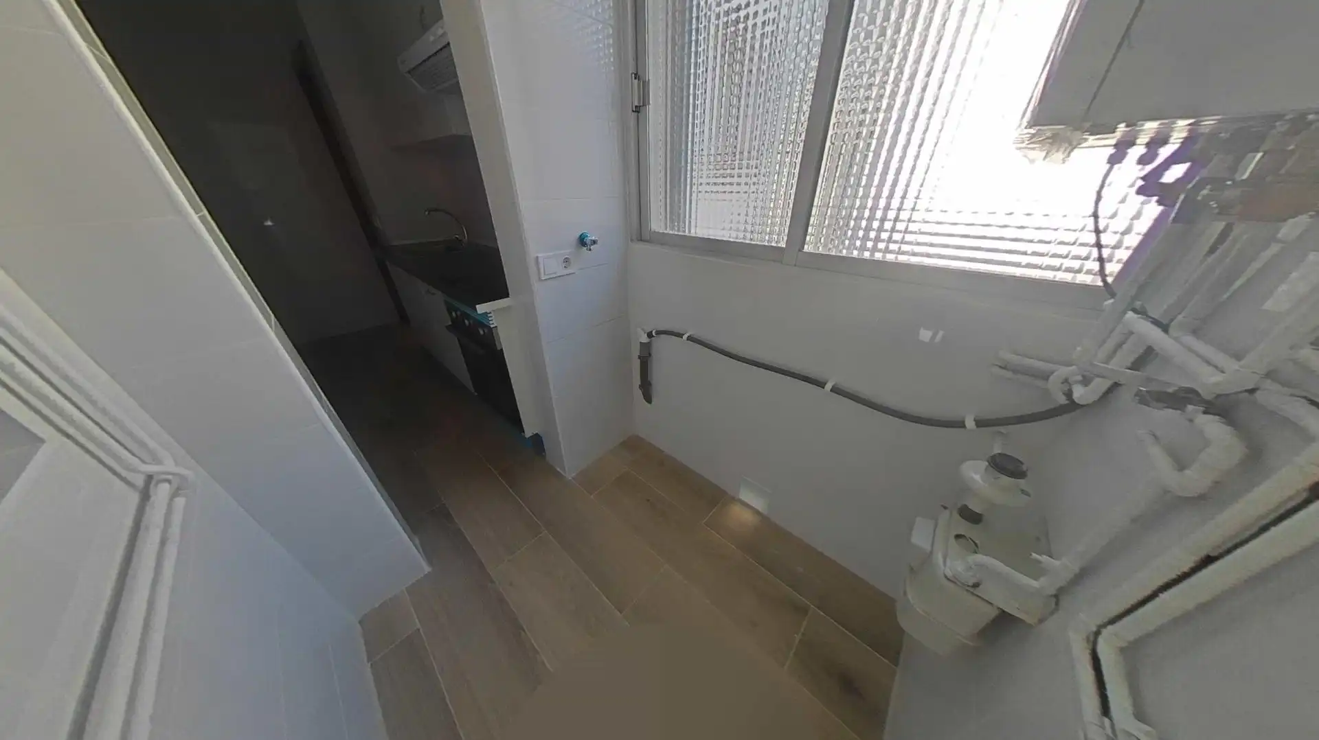 Bany de Pis en venda en Ripollet amb Calefacció