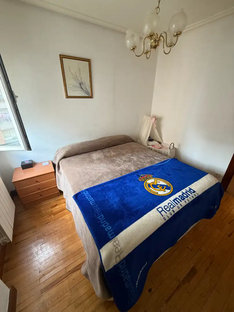 Habitación de Piso en venta en Barakaldo  con Calefacción, Trastero y Amueblado