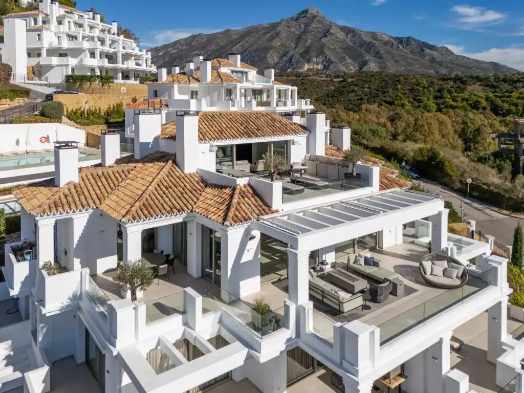 Àtic amb piscina en venda a Nueva Andalucía, imagen 5