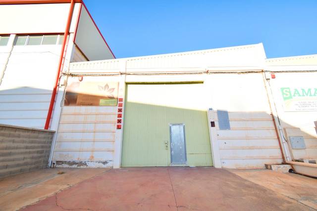 Nave industrial en Venta en Santa María del Águila