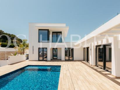 Vista exterior de Casa o xalet en venda en Moraira amb Aire condicionat, Calefacció i Jardí privat