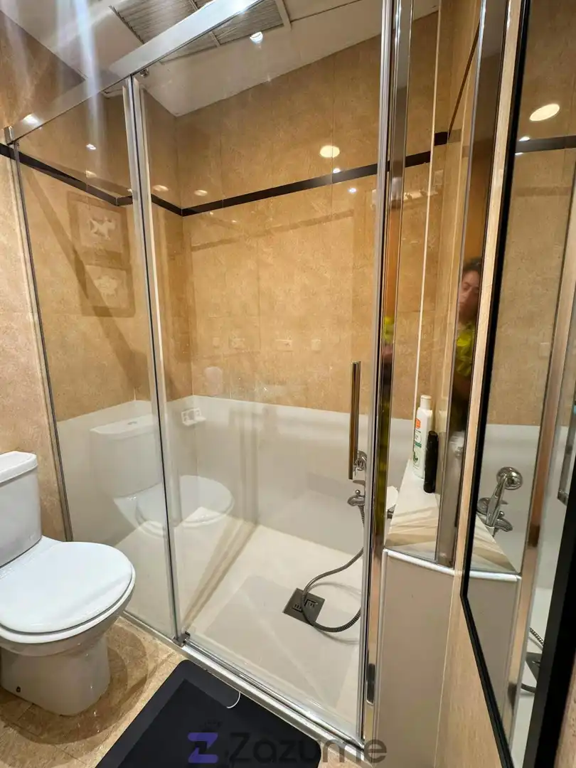 Bany de Apartament de lloguer en Granada amb Aire condicionat, Calefacció i Parquet