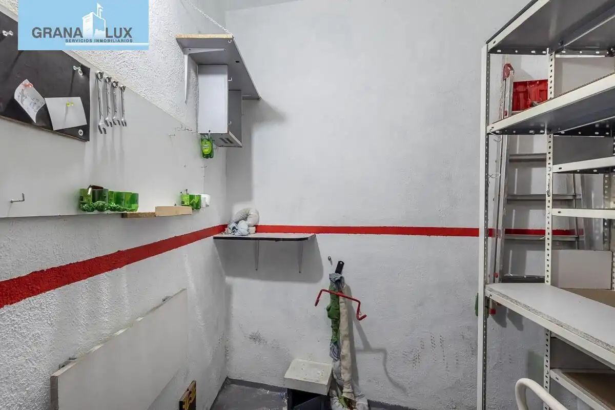 Kitchen of Storage room for sale in Granada