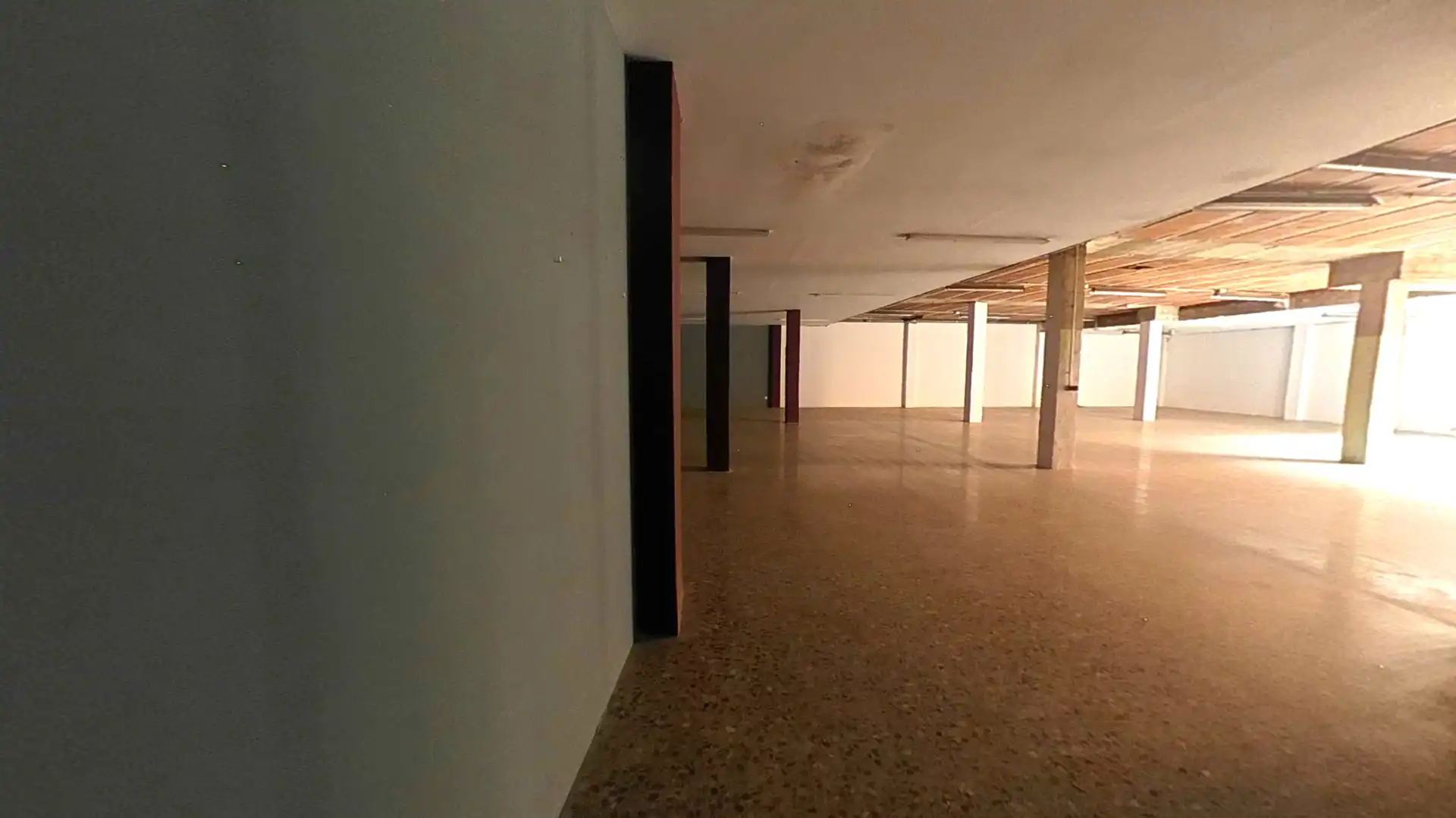 Nau industrial en venda en Viladecans