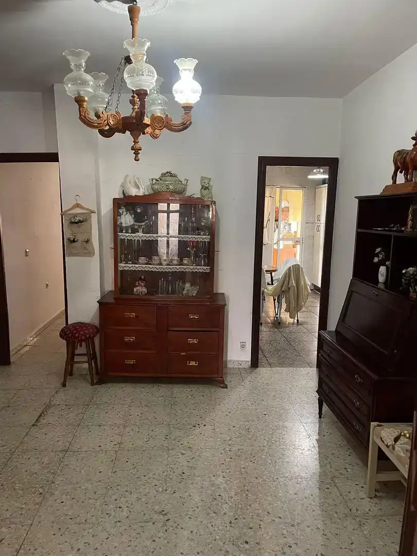 Esszimmer von Erdgeschoss zur Miete in Villar del Rey mit Möbliert, Ofen und Waschmaschine