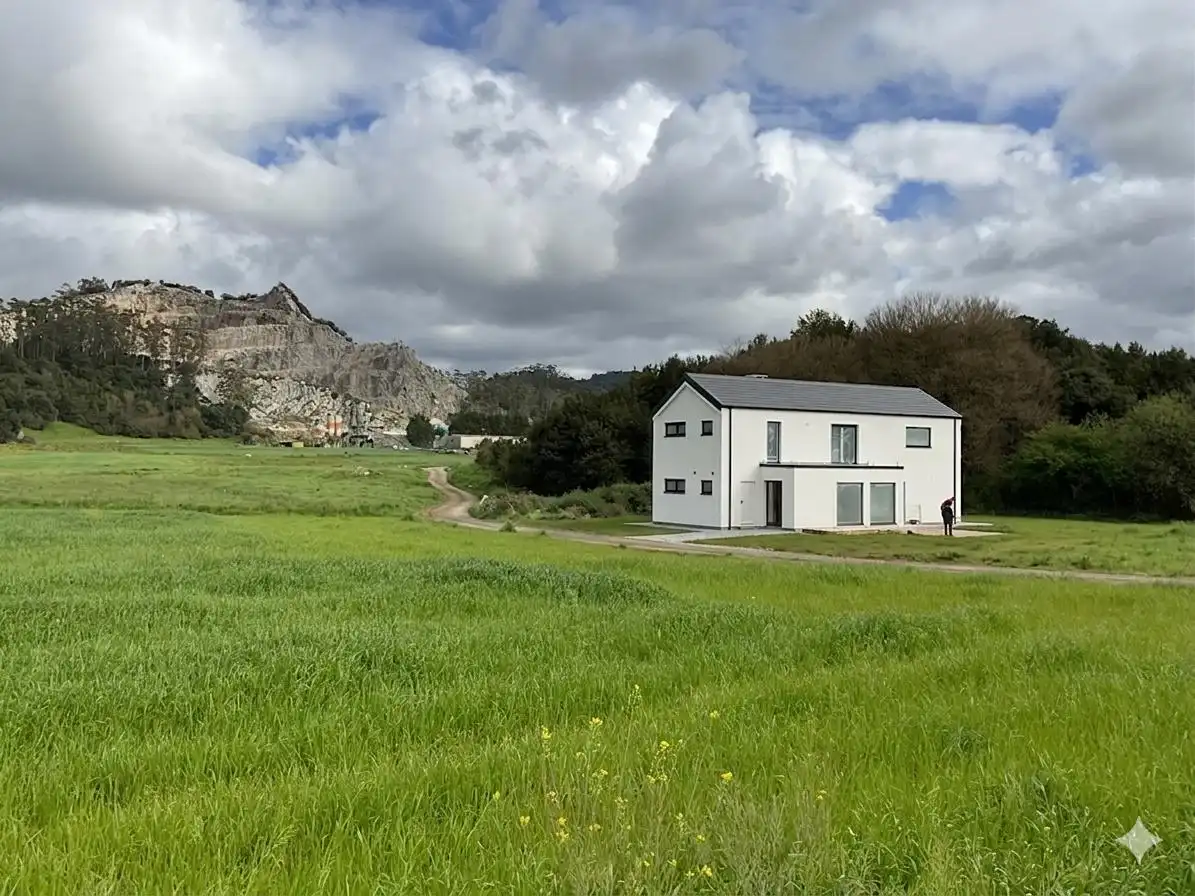 Houses for sale in Barrio el Perujo, Arce
