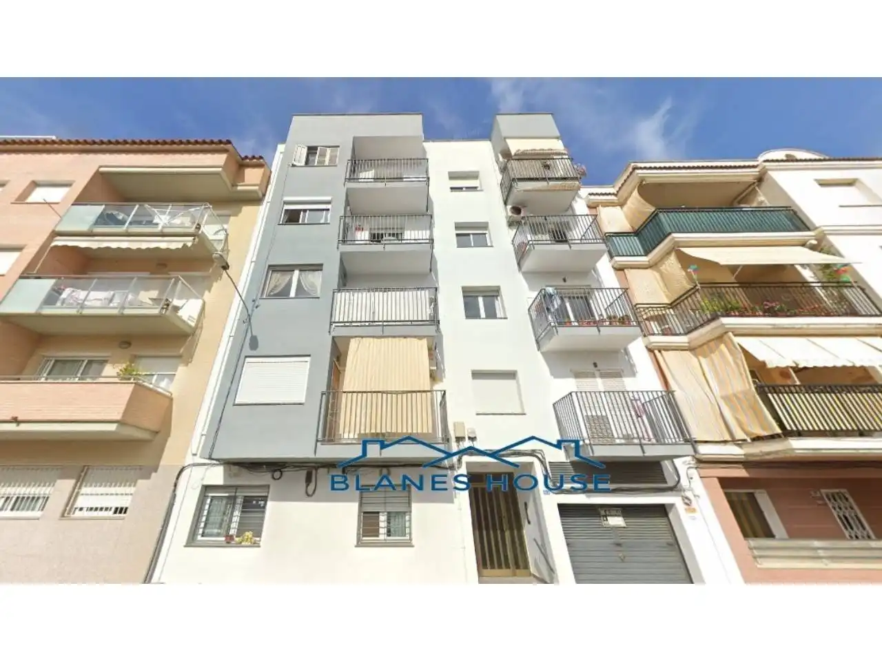 Vista exterior de Piso en venta en Blanes