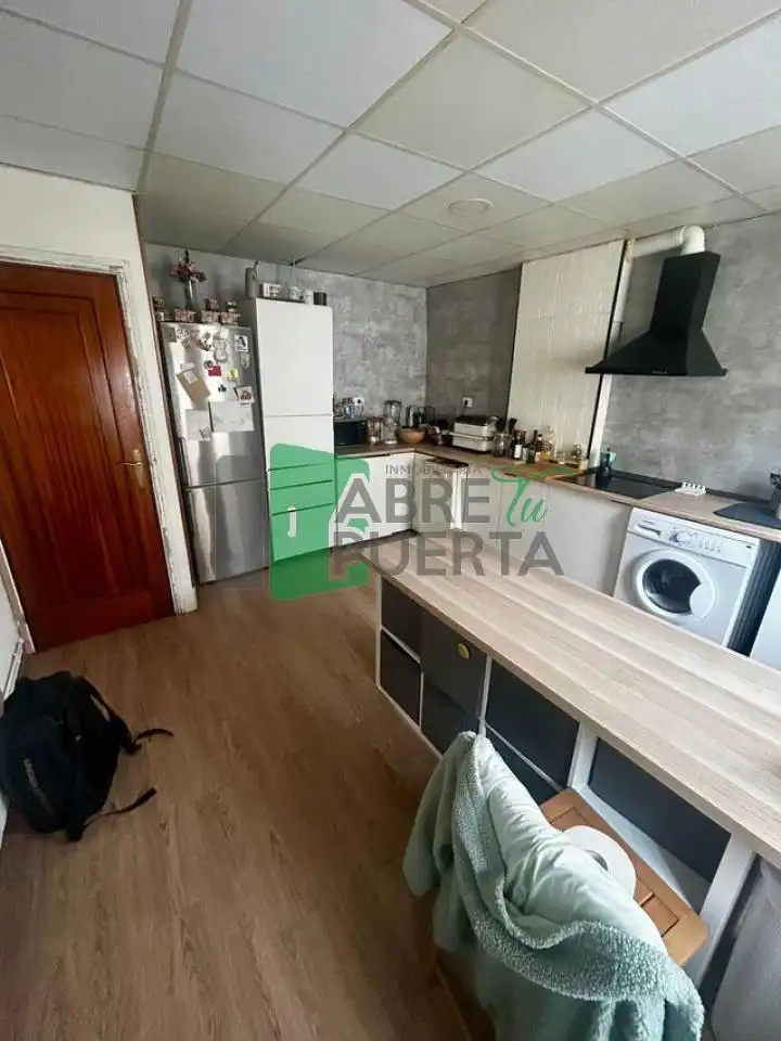 Flat for sale in Casco Viejo, imagen 2