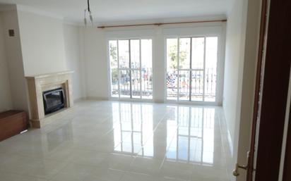 Living room of Flat for sale in Gandia  with Balcony